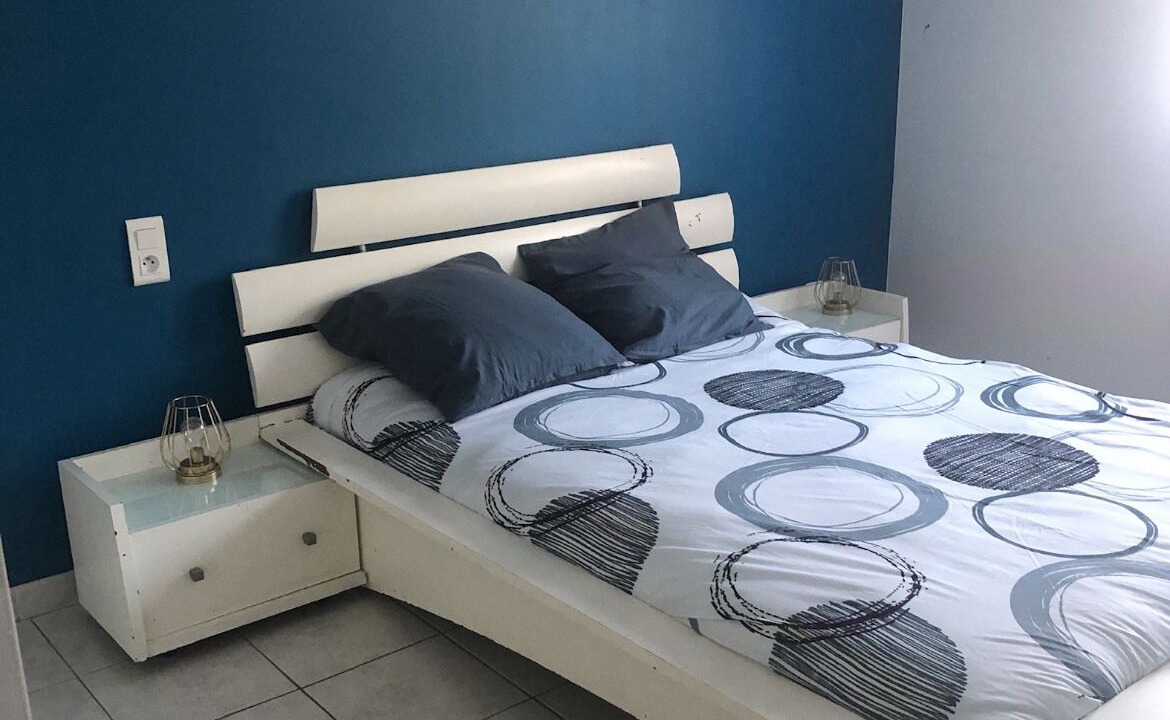 Photo of Bedroom in Eyragues