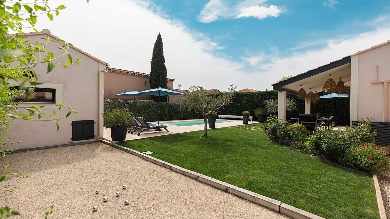 Photo of Outdoor in Mouries