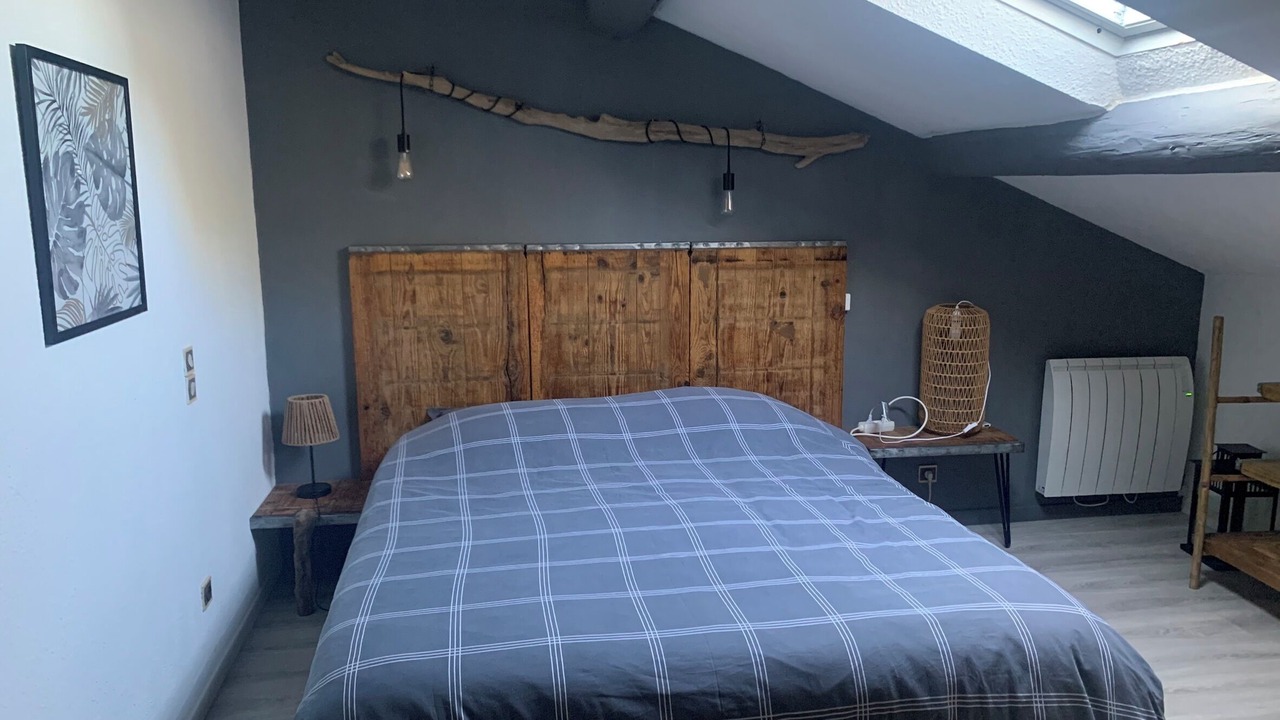 Photo of Bedroom in Entraigues-sur-la-Sorgue