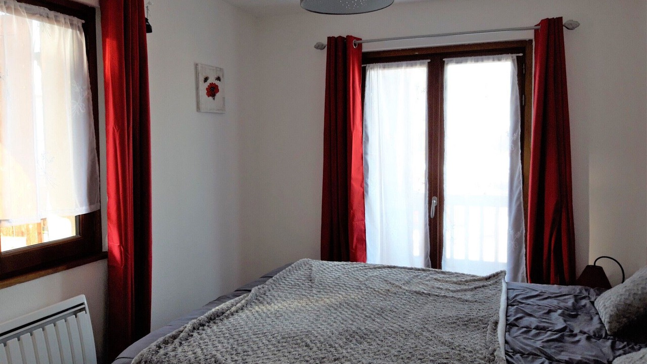 Photo of Bedroom in Albiez-le-Vieux