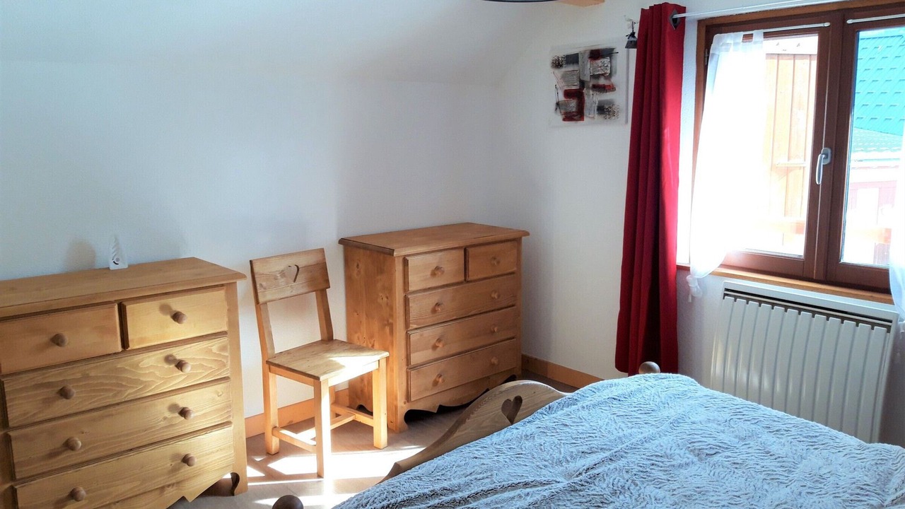 Photo of Bedroom in Albiez-le-Vieux