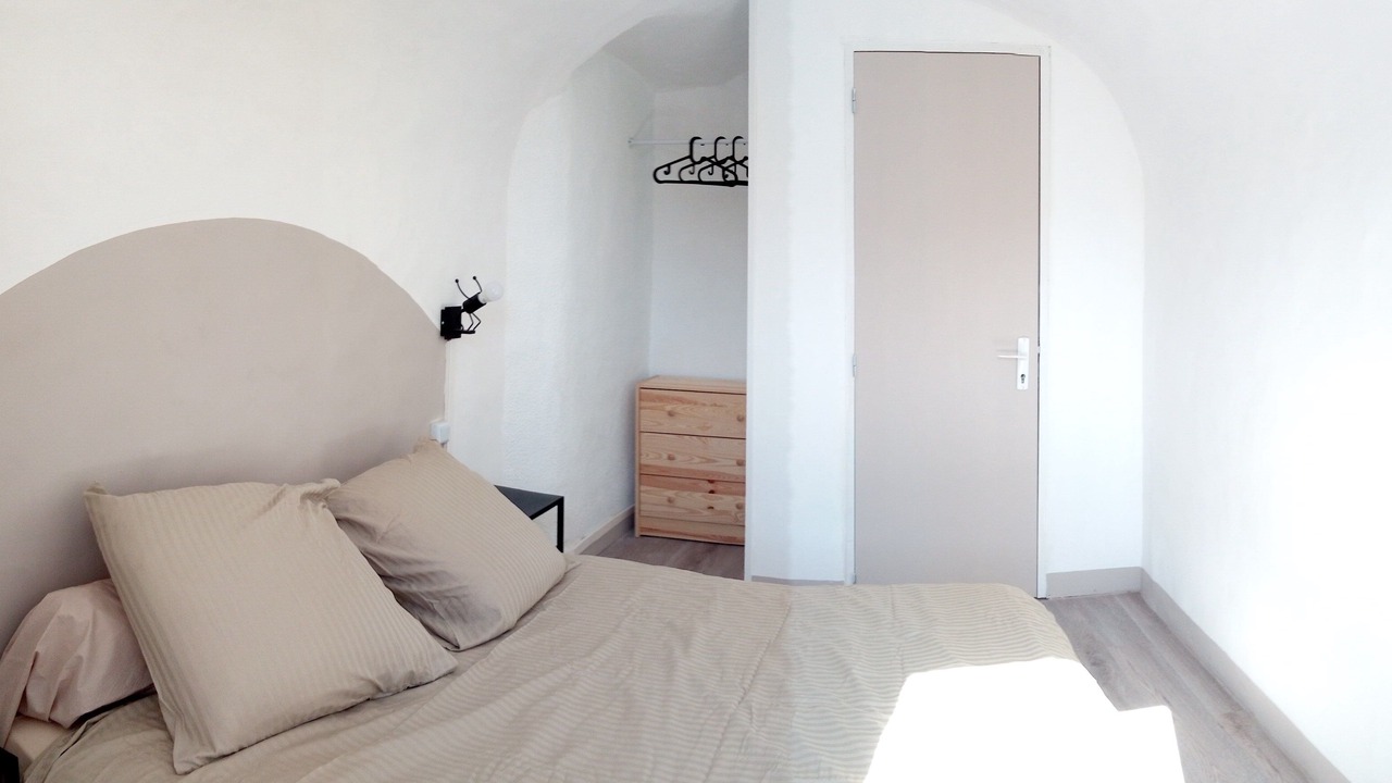 Photo of Bedroom in Saint-Laurent-le-Minier