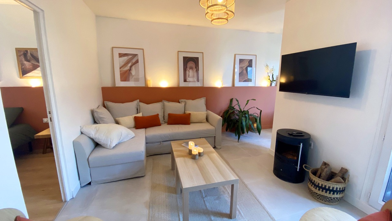 Photo of Livingroom in Cote Ouest Ormeaux