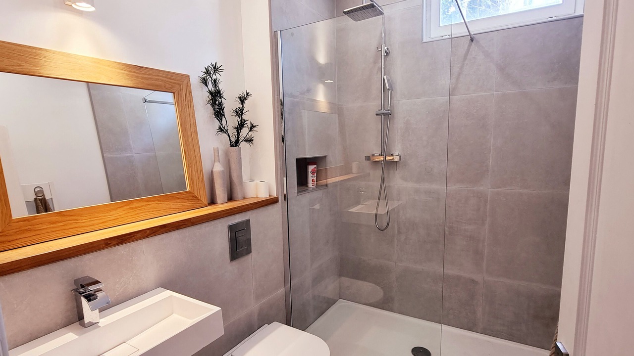 Photo of Bathroom in Cote Ouest Ormeaux