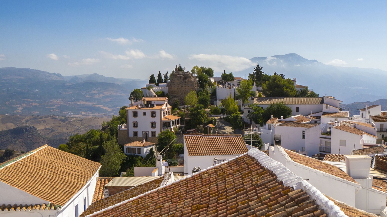 Photo of Others in Comares