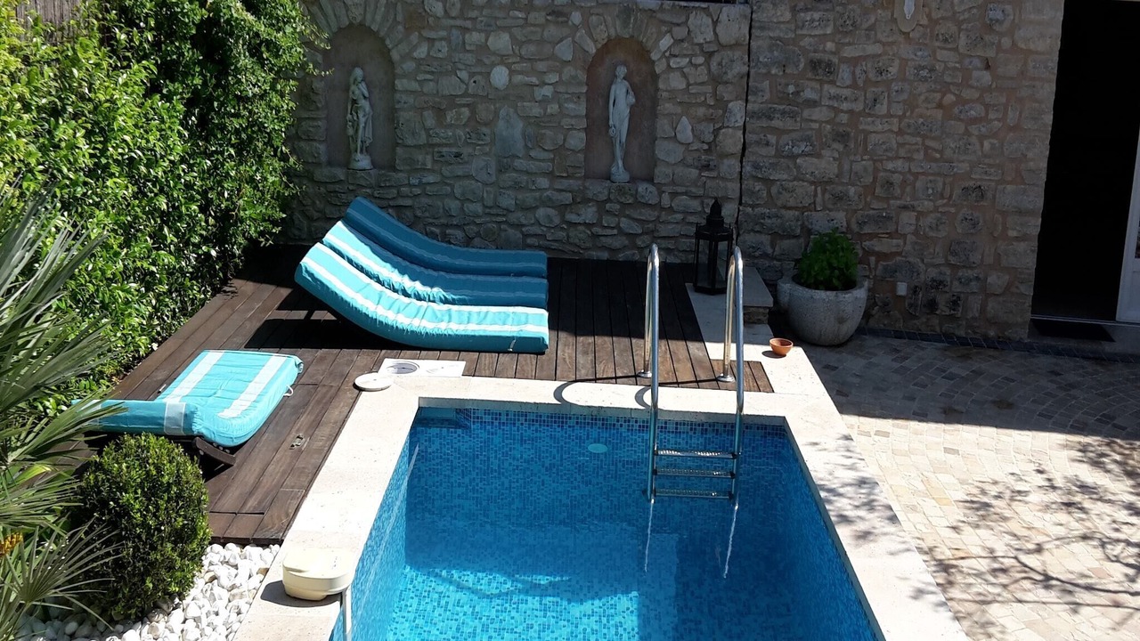 Photo of Outdoor in Couteron