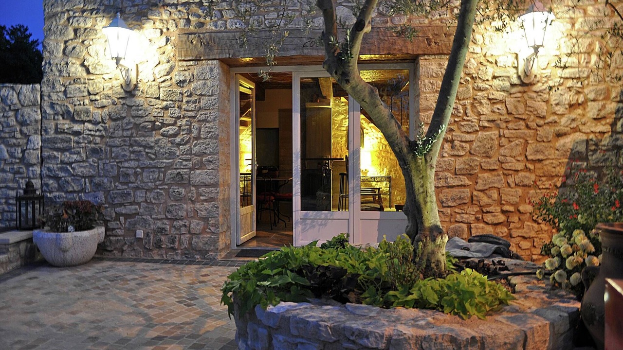 Photo of Outdoor in Couteron