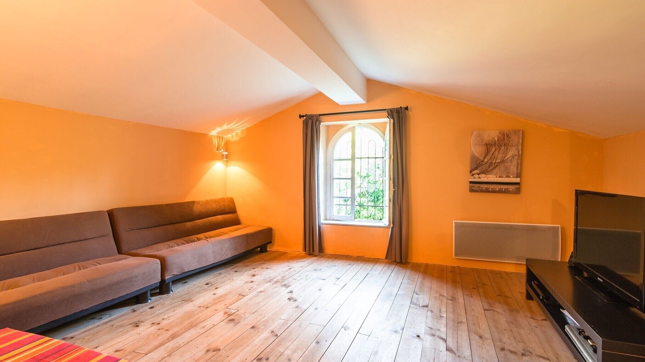 Photo of Livingroom in Saint-Denis