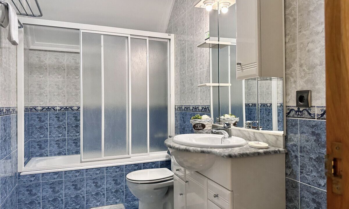 Photo of Bathroom in Noja