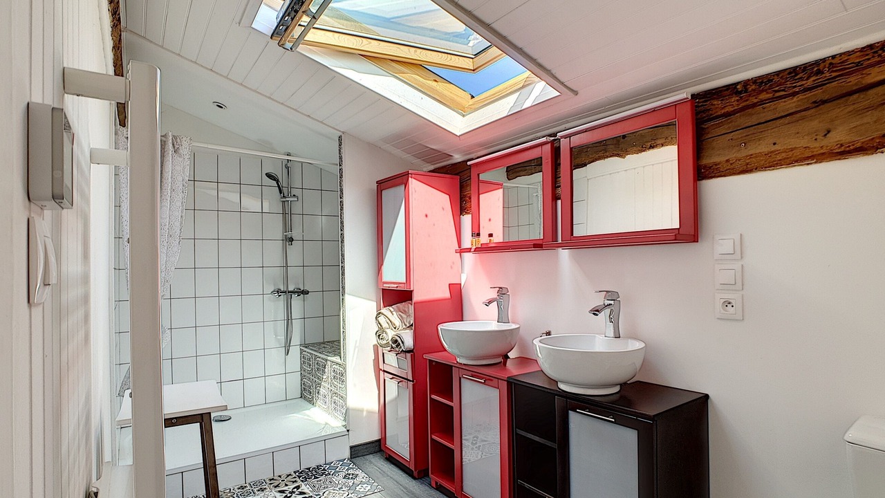 Photo of Bathroom in Villesequelande