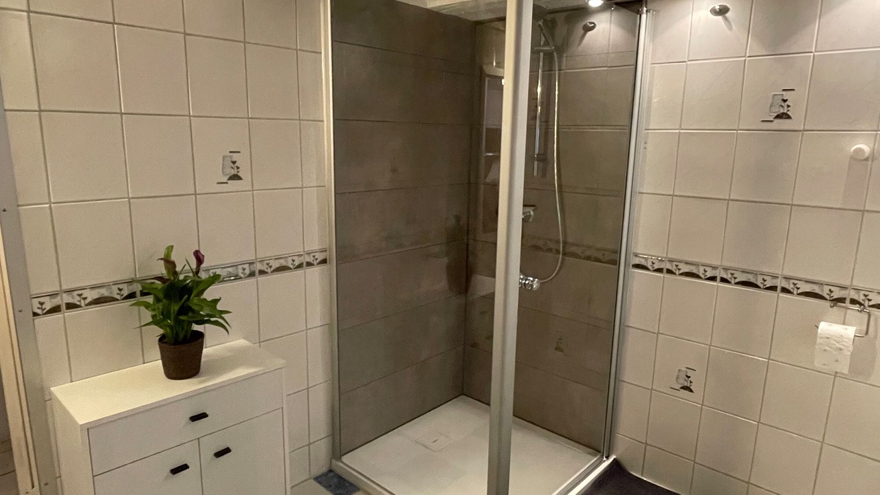 Photo of Bathroom in Haale