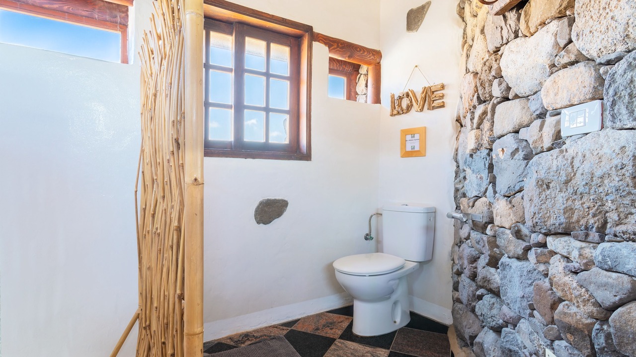 Photo of Bathroom in Haria