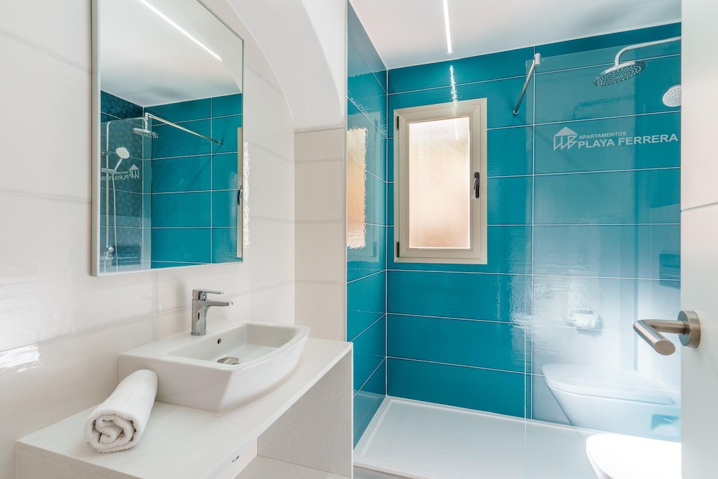 Photo of Bathroom in Cala Ferrera