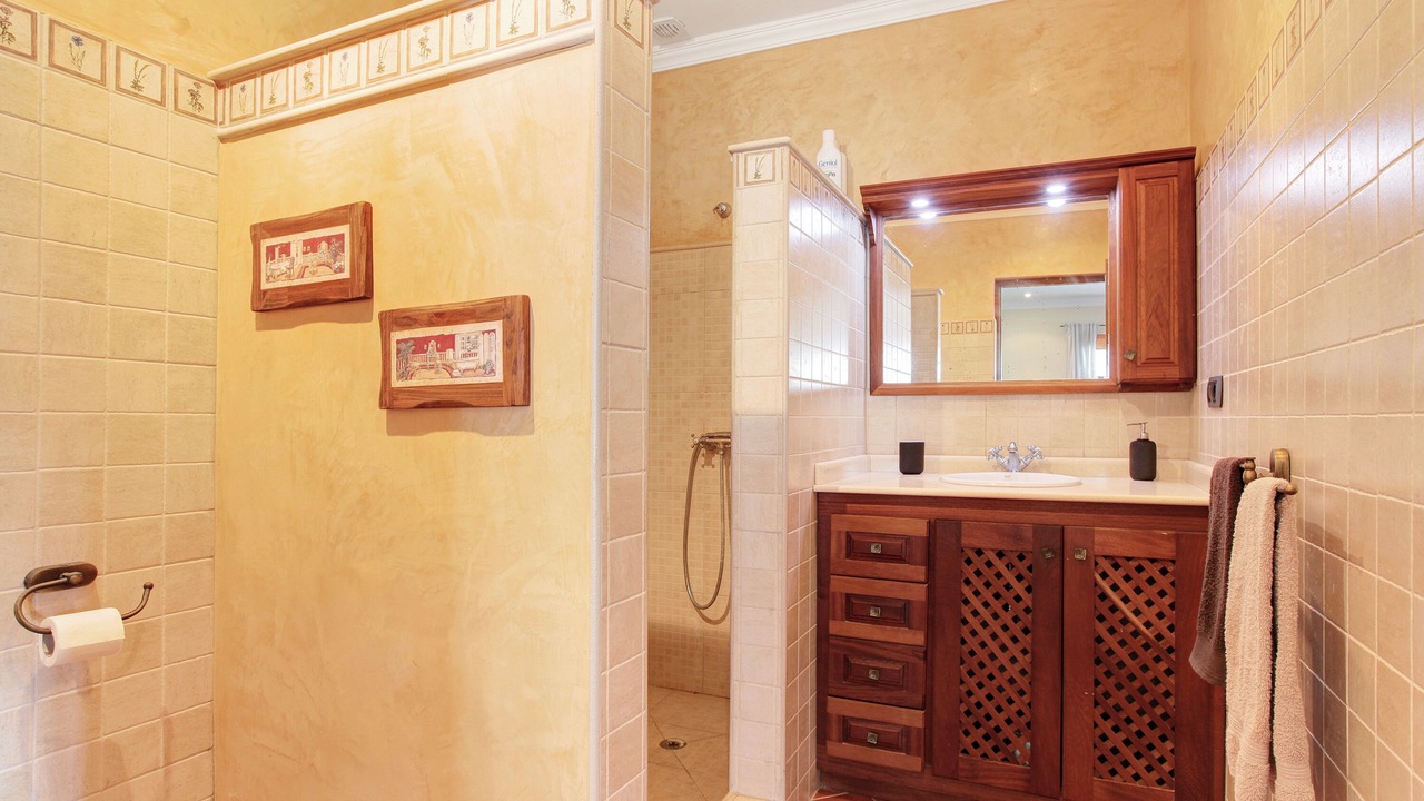 Photo of Bathroom in Los Silos