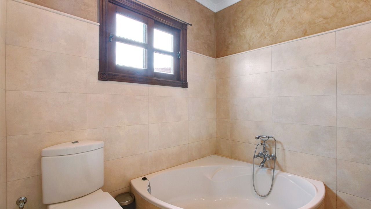 Photo of Bathroom in Los Silos