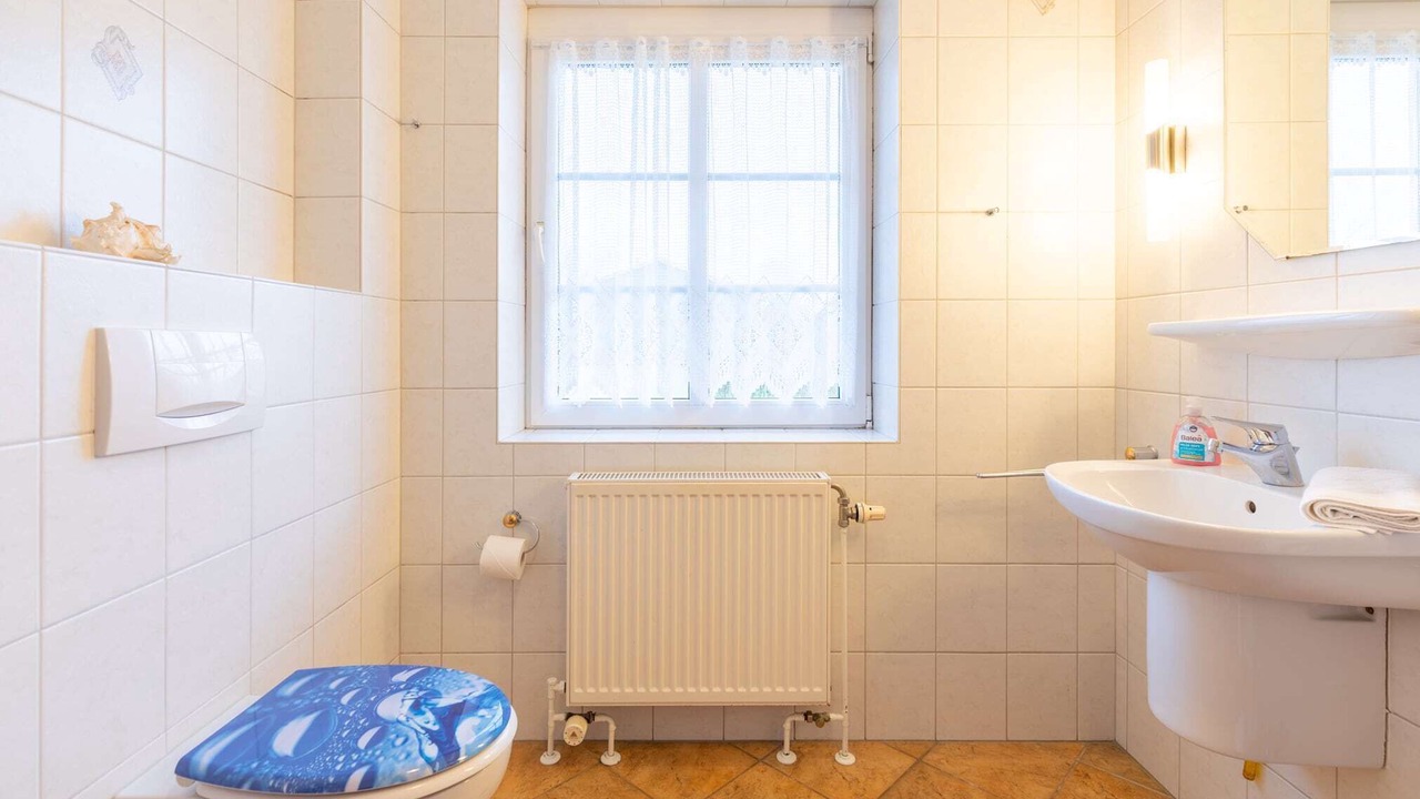 Photo of Bathroom in West Husum