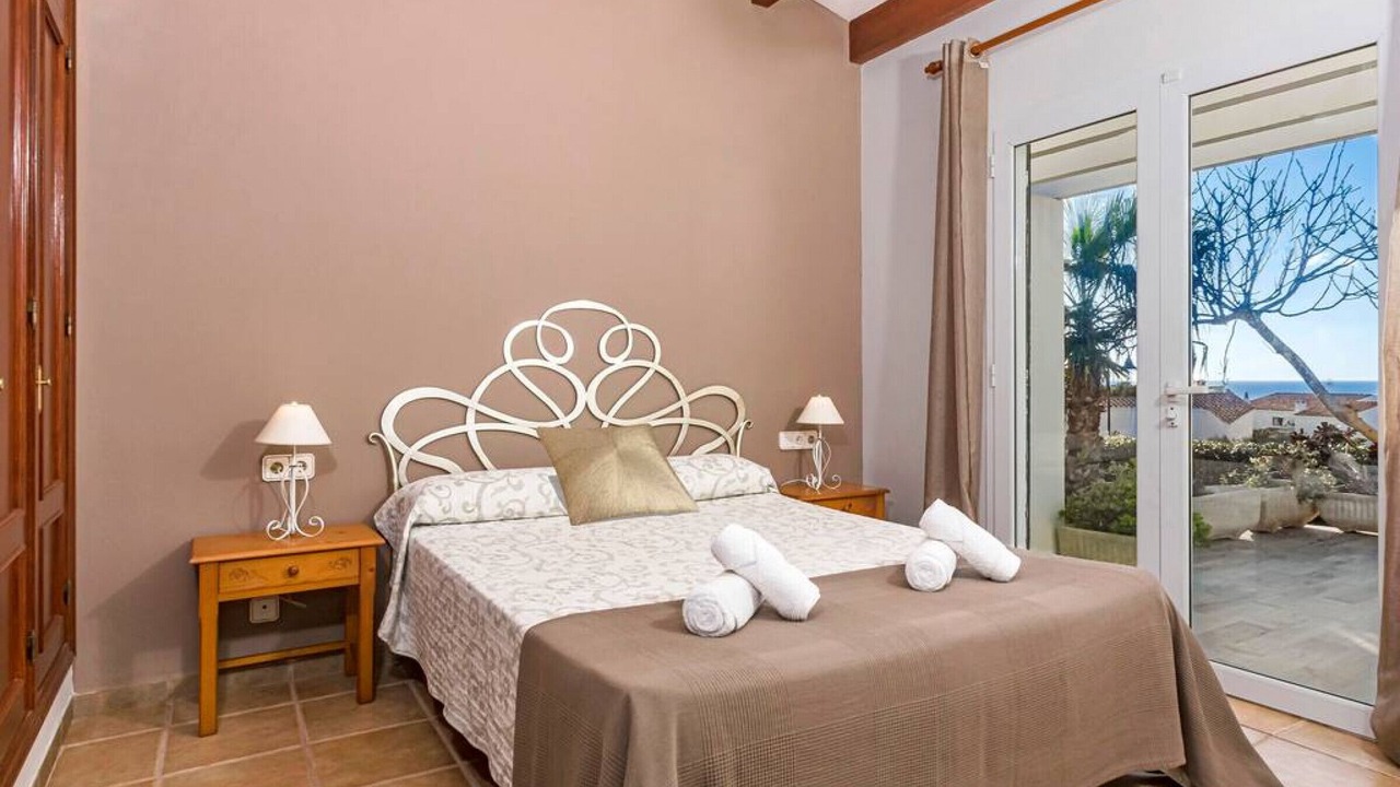Photo of Bedroom in Binibequer Vell