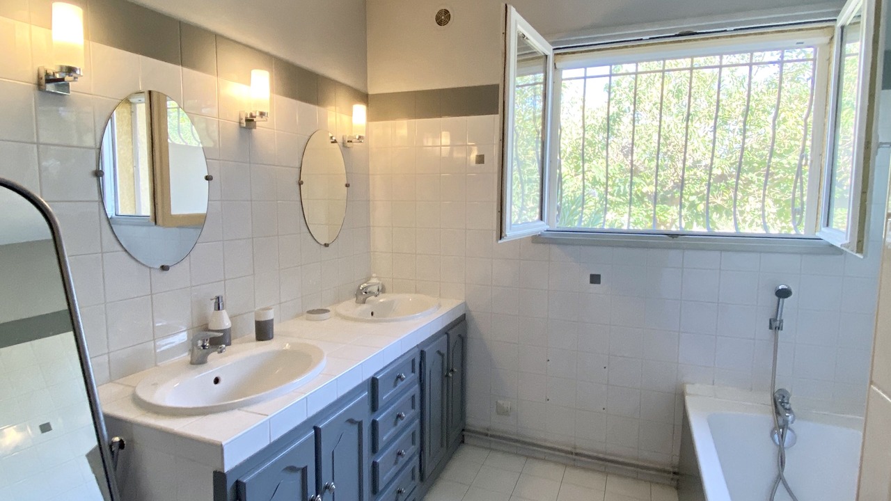 Photo of Bathroom in Mouries