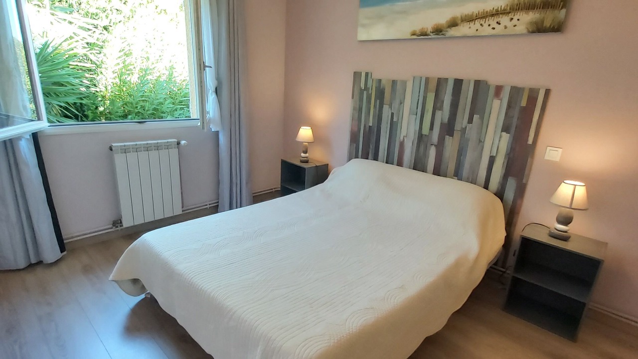 Photo of Bedroom in Mouries