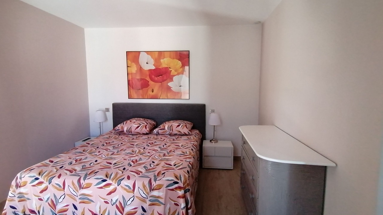 Photo of Bedroom in Eyragues