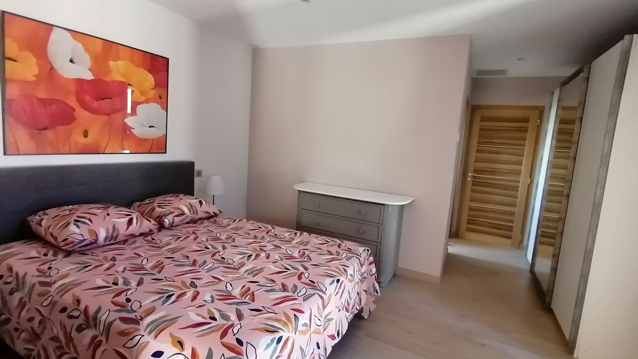 Photo of Bedroom in Eyragues