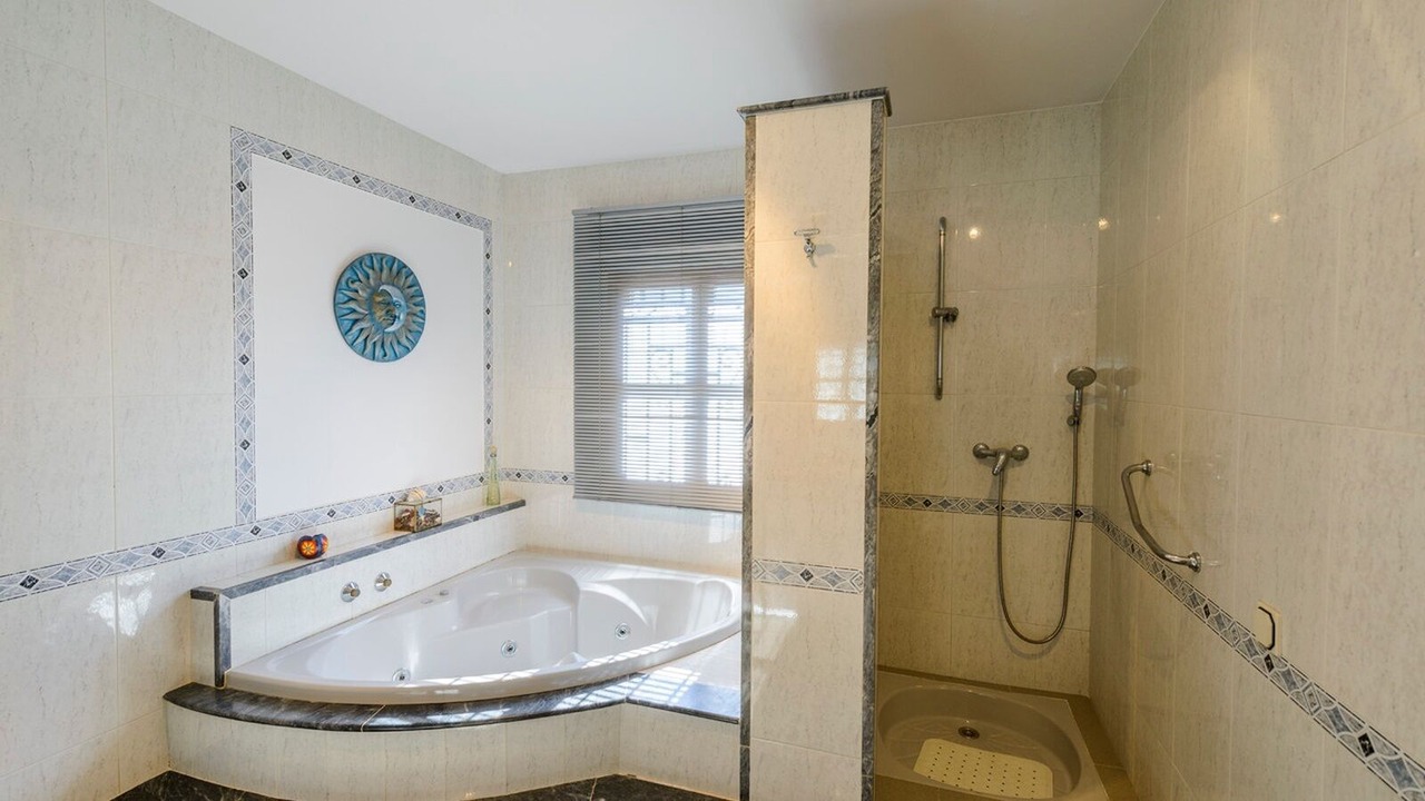 Photo of Bathroom in Salinas