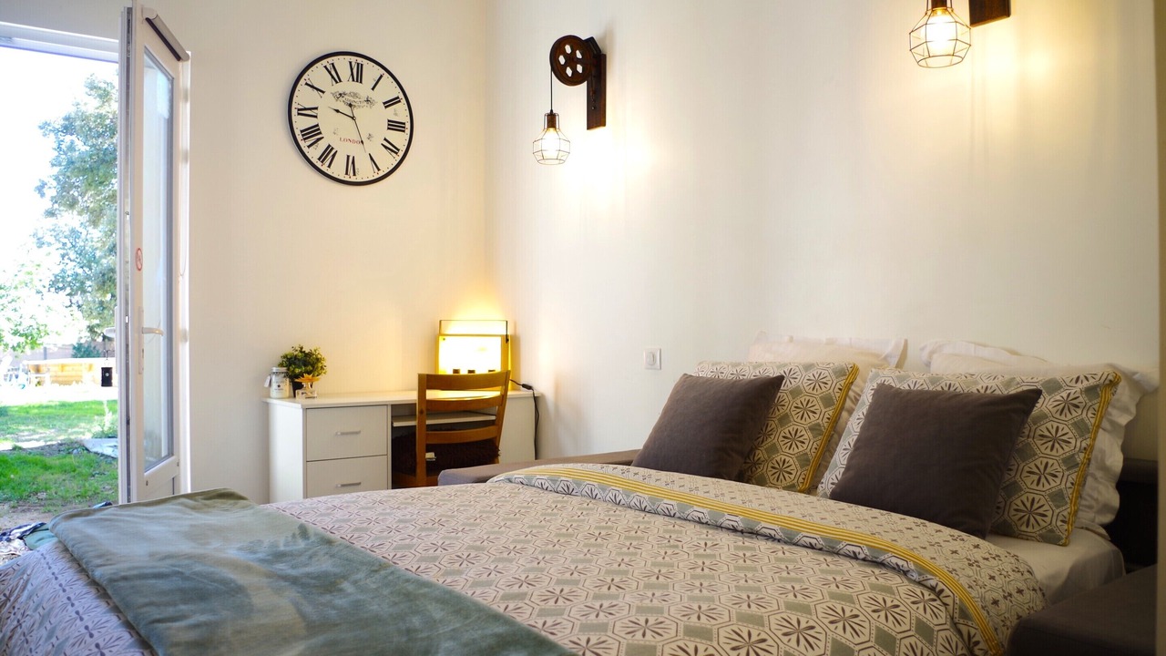Photo of Bedroom in Suze-la-Rousse