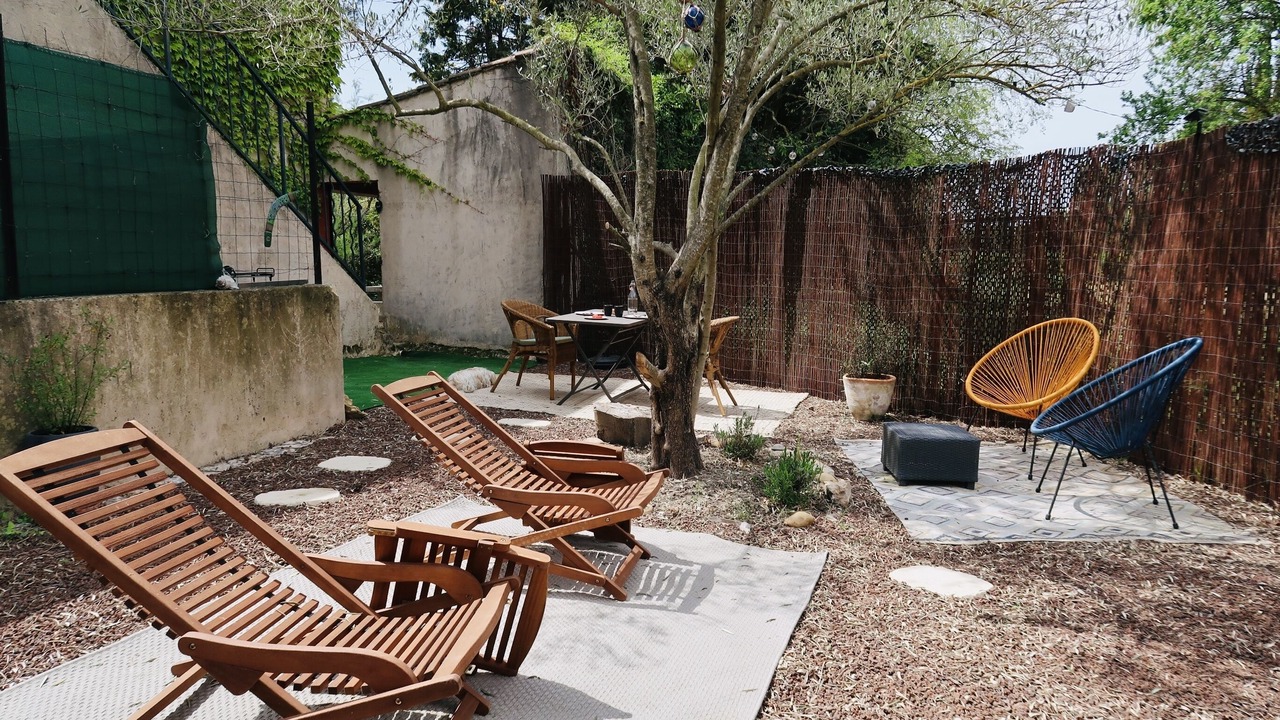 Photo of Patio Balcony in St.-Remy-de-Provence
