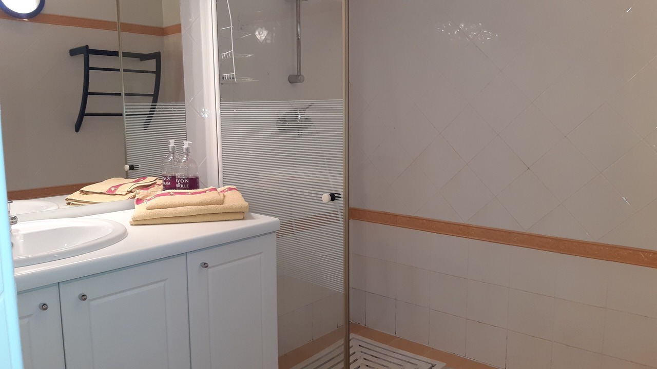 Photo of Bathroom in Donzere