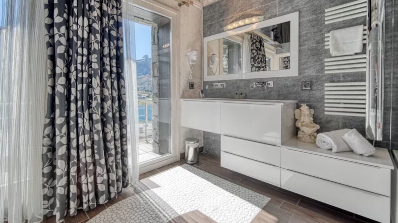 Photo of Bathroom in Tignes le Lac