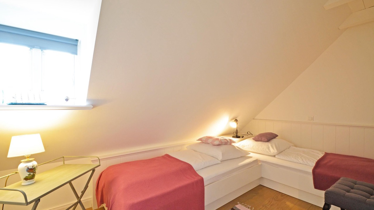 Photo of Bedroom in Midlum