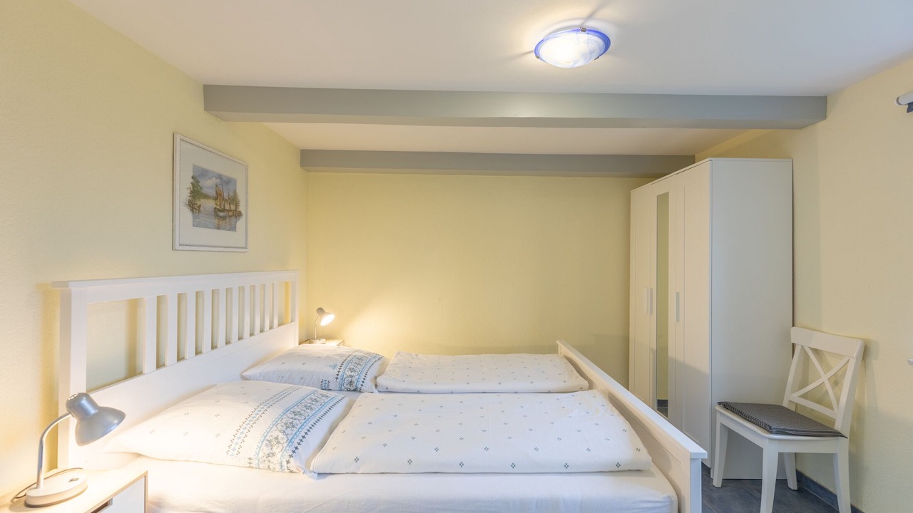 Photo of Bedroom in Emmelsbuell-Horsbuell