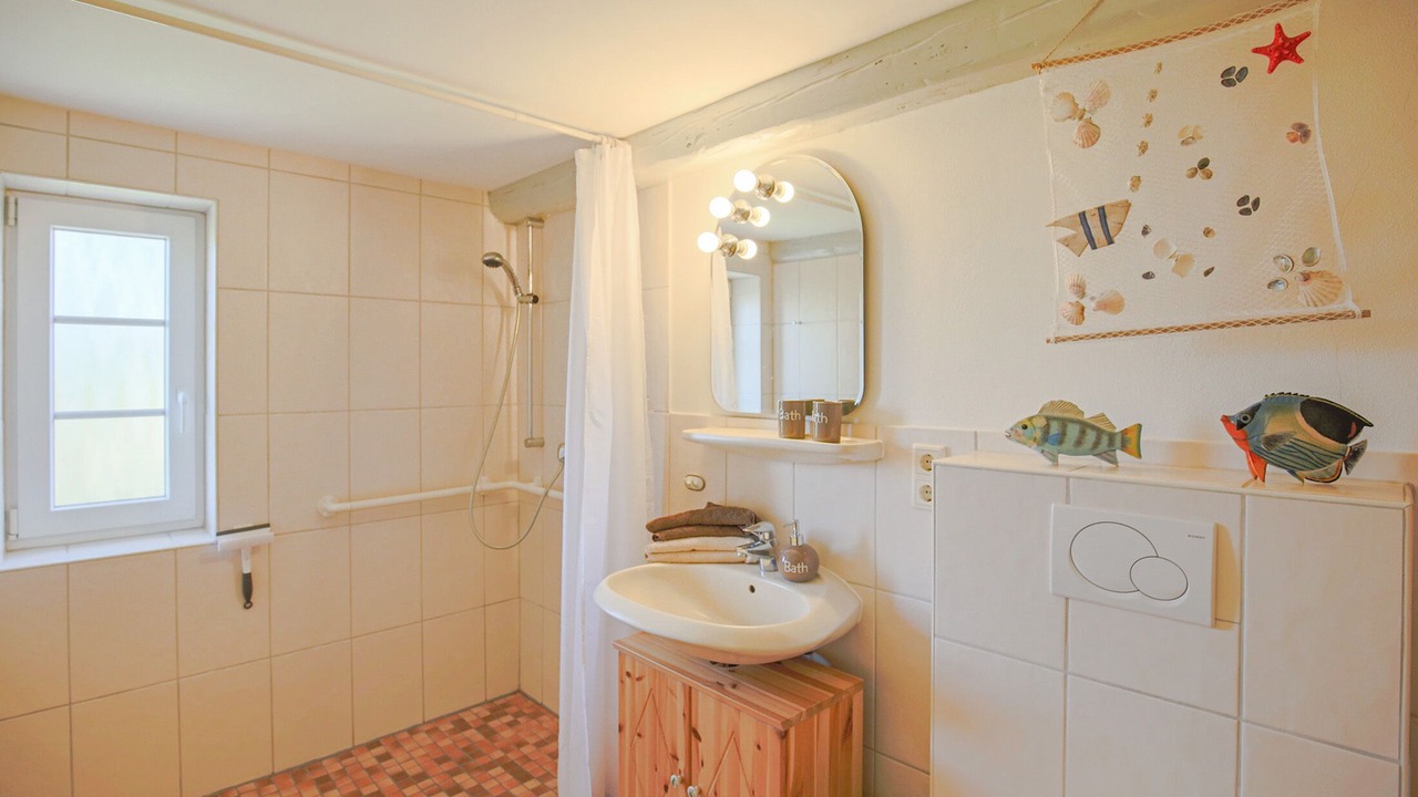Photo of Bathroom in Emmelsbuell-Horsbuell