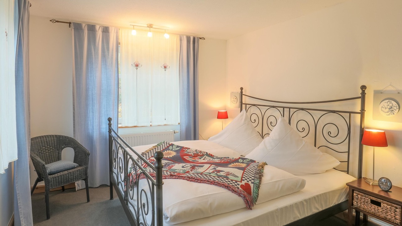 Photo of Bedroom in Emmelsbuell-Horsbuell