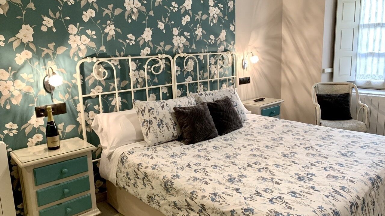 Photo of Bedroom in Santillana del Mar