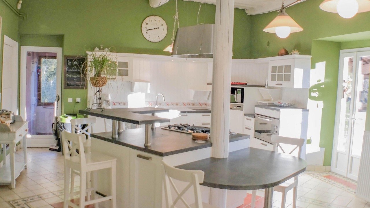 Photo of Kitchen in La Cadiere-et-Cambo