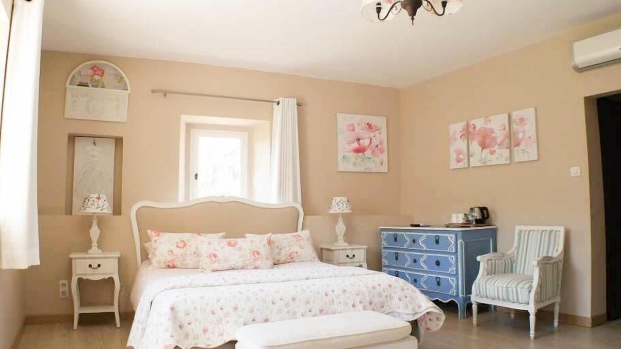 Photo of Bedroom in La Cadiere-et-Cambo