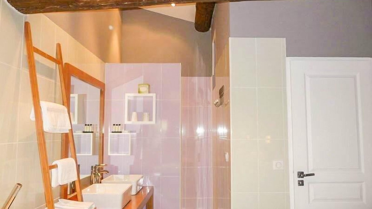 Photo of Bathroom in La Cadiere-et-Cambo