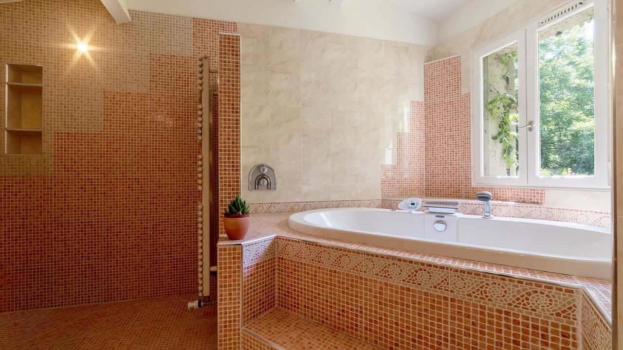 Photo of Bathroom in Avignon