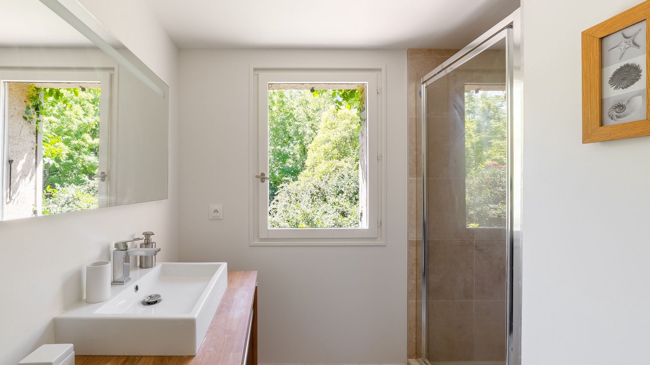 Photo of Bathroom in Avignon