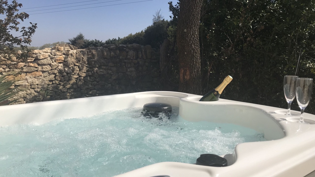 Photo of Outdoor in Arpaillargues-et-Aureillac