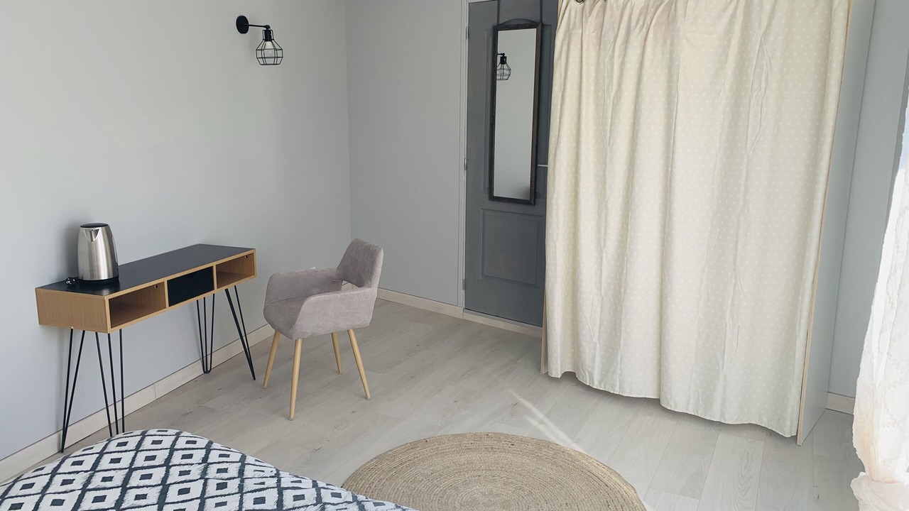 Photo of Bedroom in Chateauneuf-du-Rhone