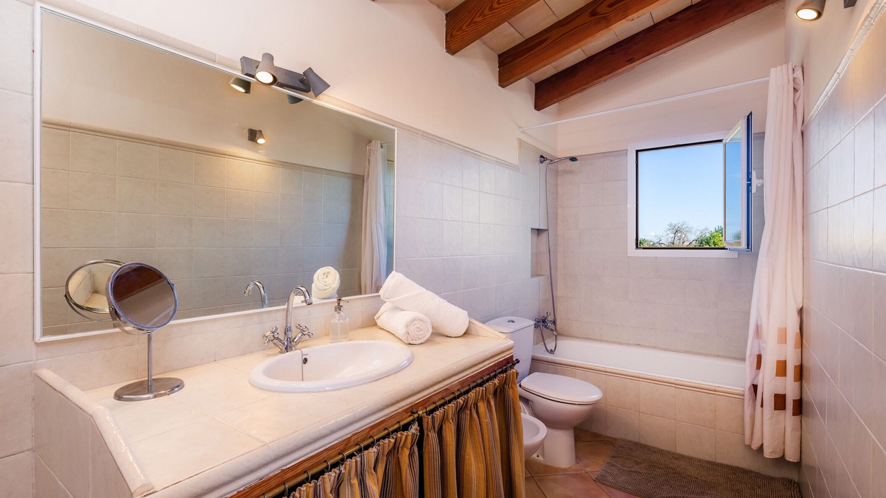 Photo of Bathroom in Algaida