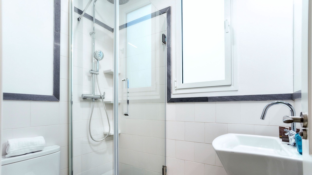 Photo of Bathroom in Feria