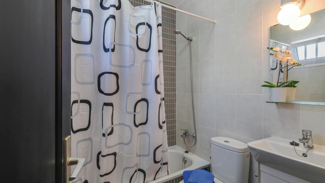 Photo of Bathroom in Playa del Cable