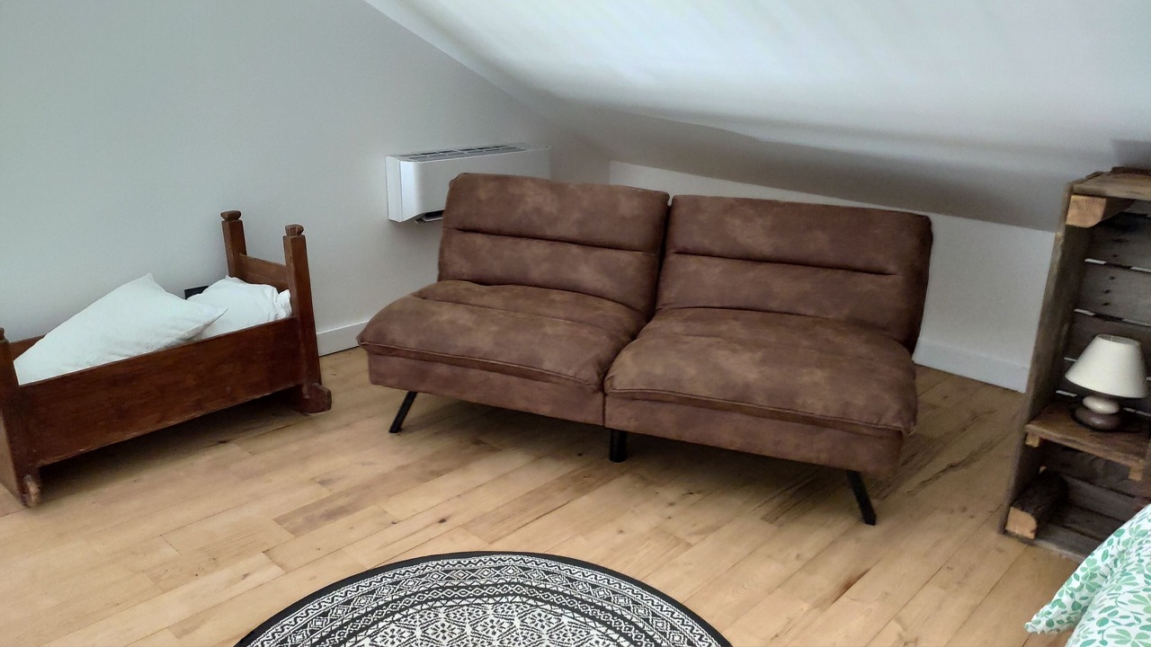 Photo of Livingroom in Vestric-et-Candiac
