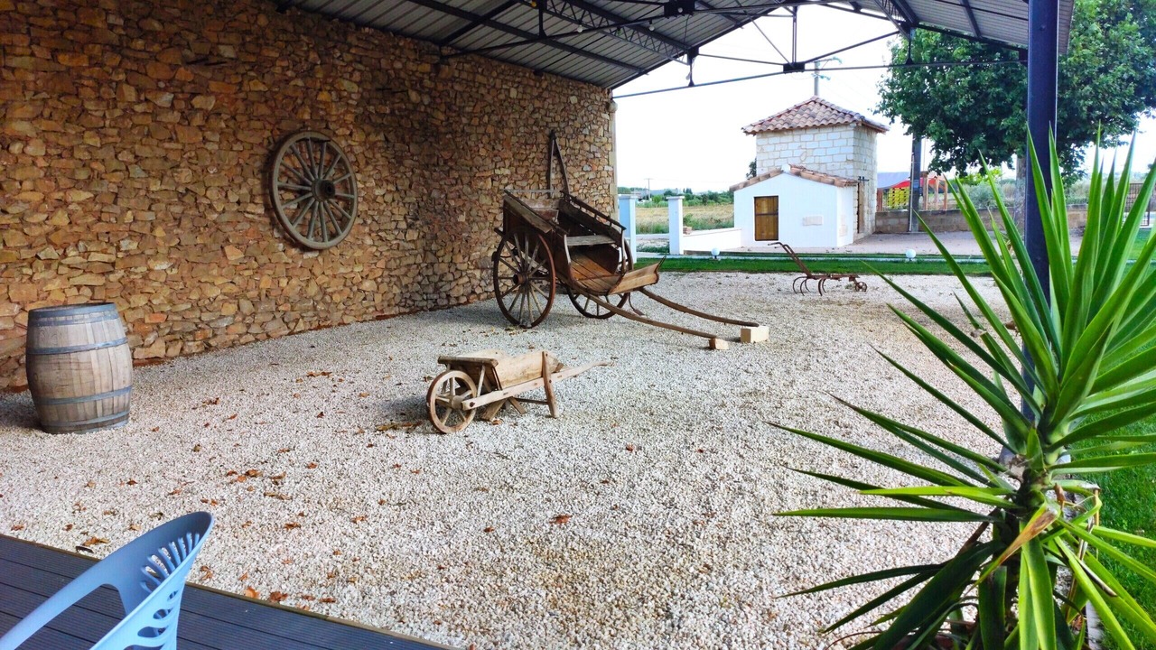 Photo of Patio Balcony in Vestric-et-Candiac
