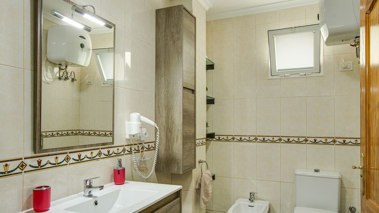 Photo of Bathroom in Vecindario