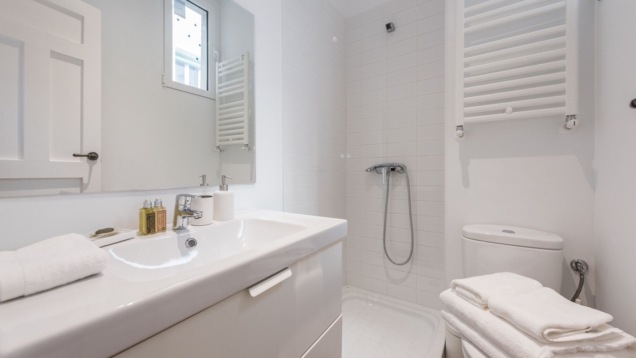 Photo of Bathroom in Malasana