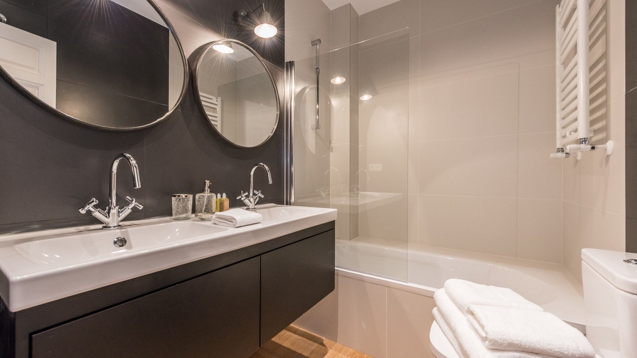 Photo of Bathroom in Malasana